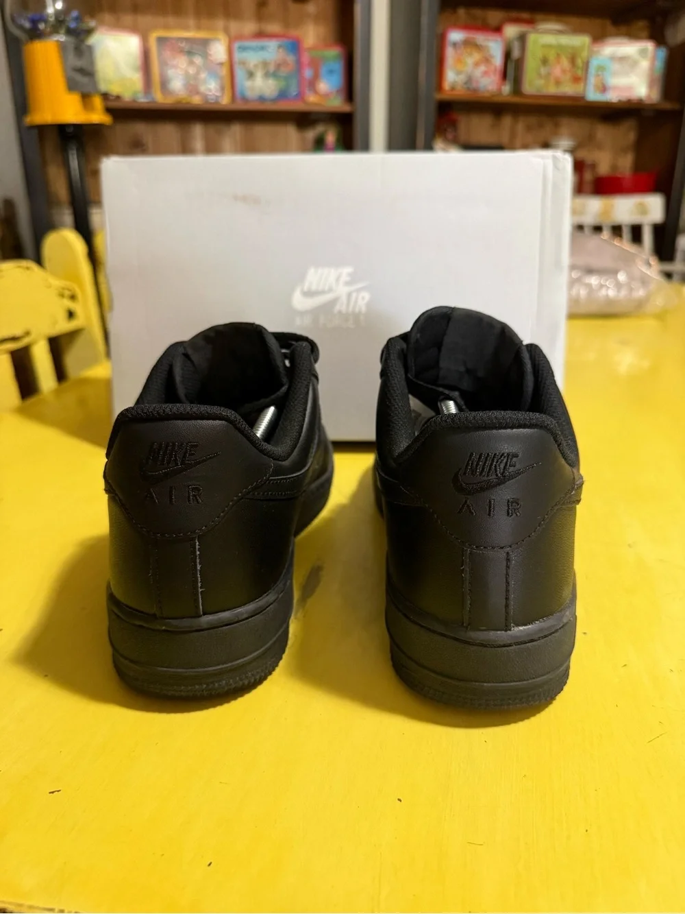 Nike low top